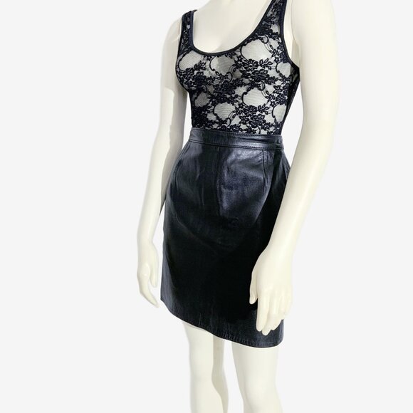 Vintage Black Leather Mini Skirt / 28 inch waist / size Small-Medium - Picture 5 of 10